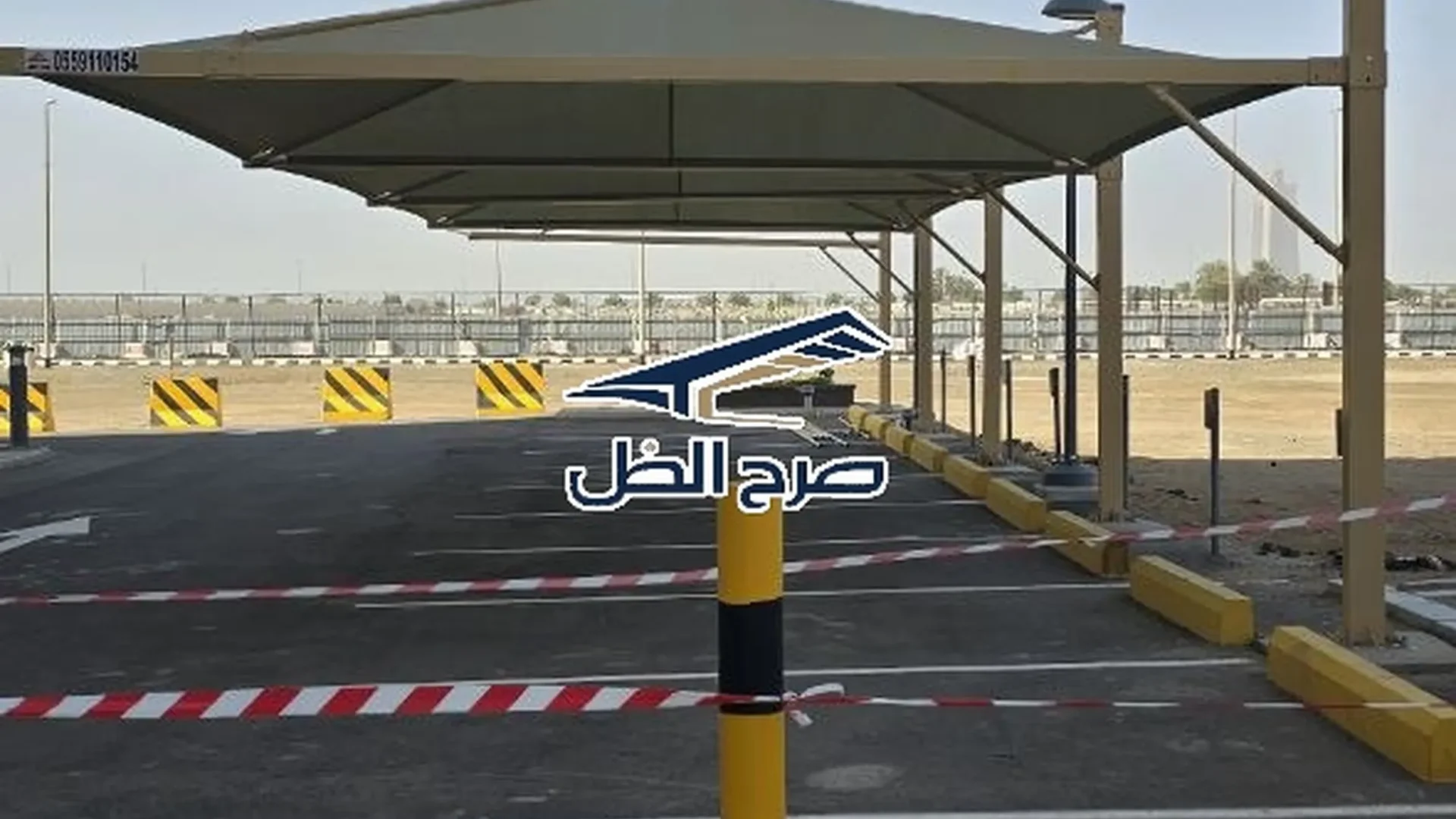 مظلات مواقف سيارات بتغطية خارجية